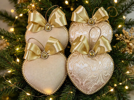 Set 4 ornamente brad (inima bej )